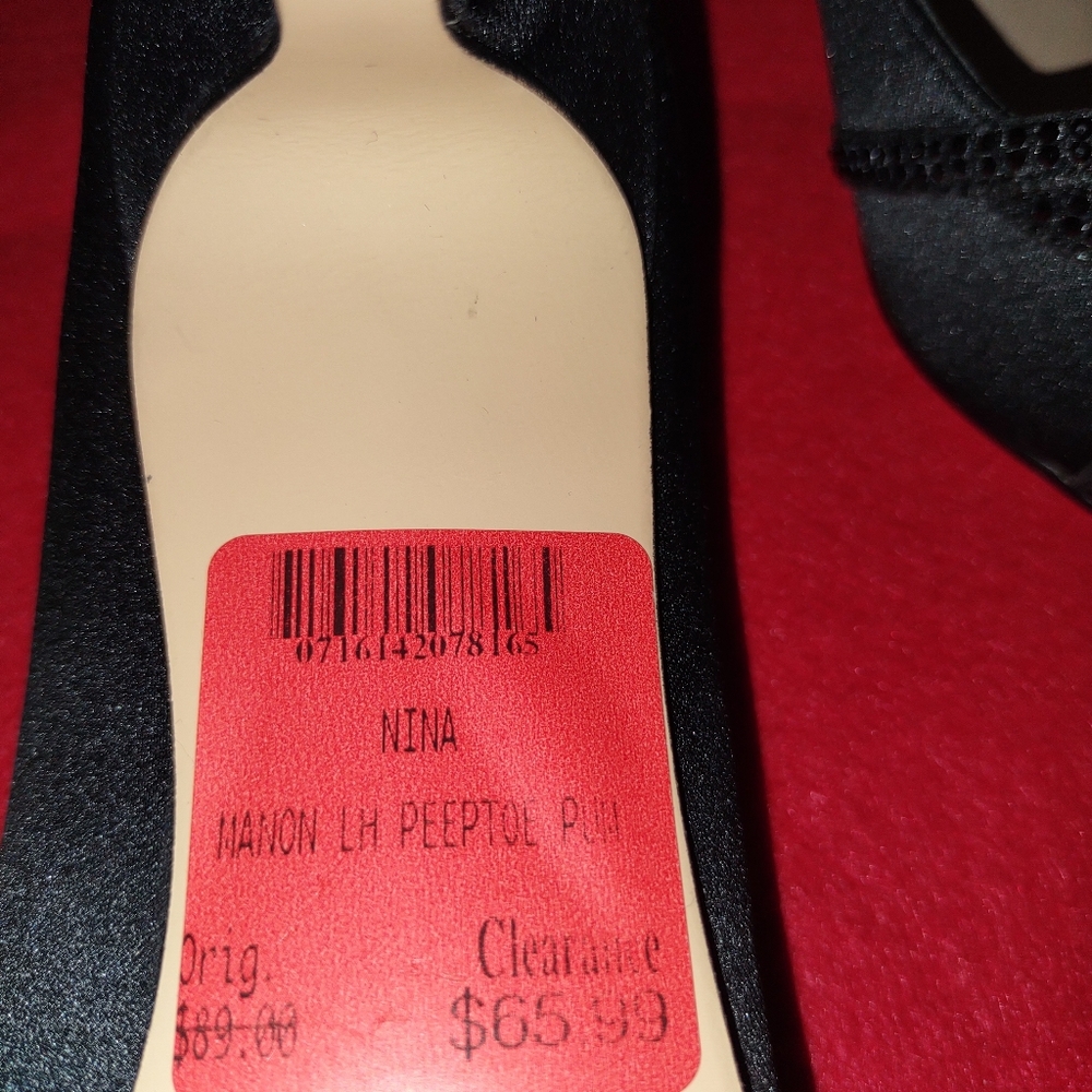 Shoes - Picture 2 of 8